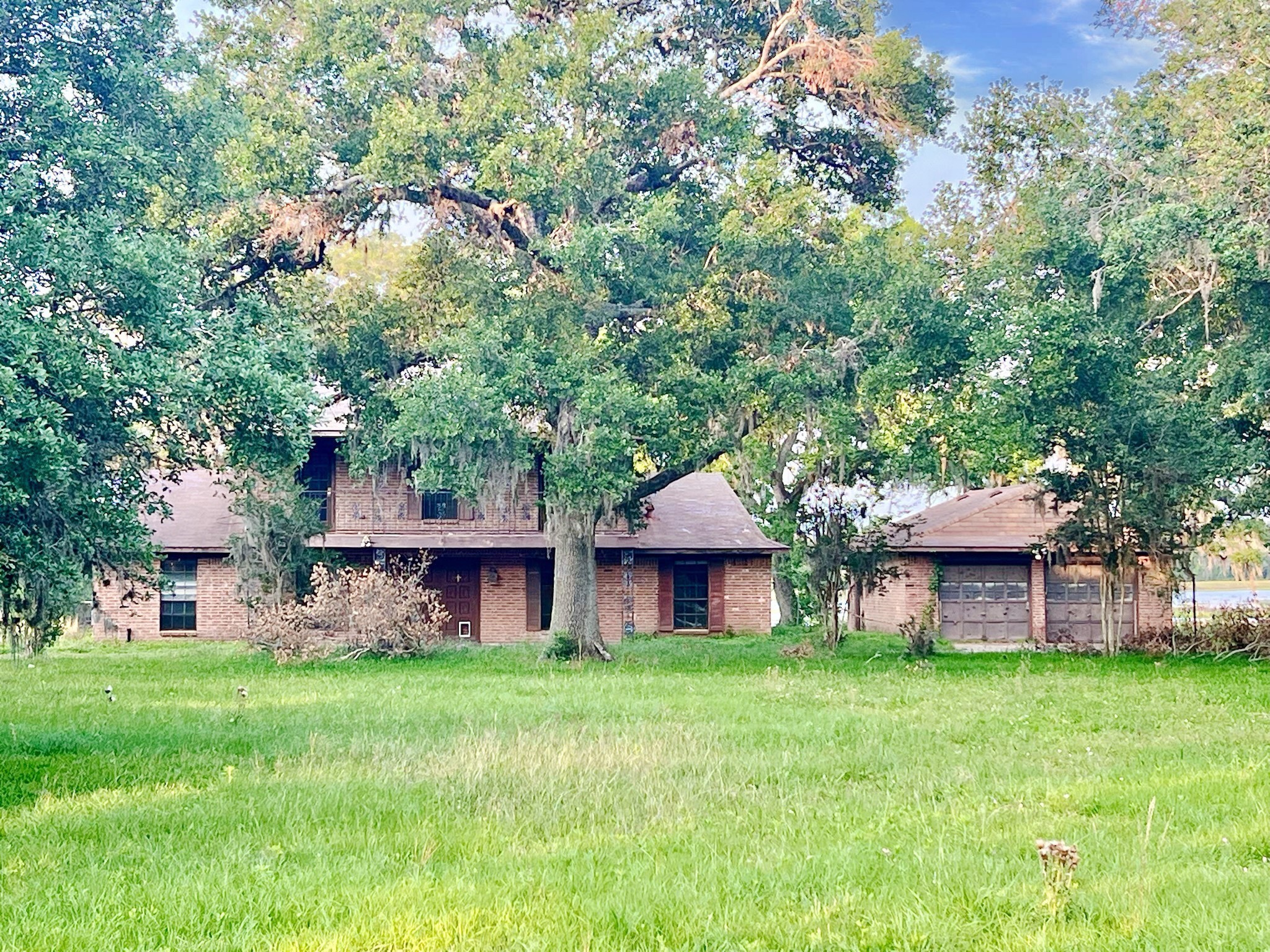 17603 Jungman Road Damon TX 77430