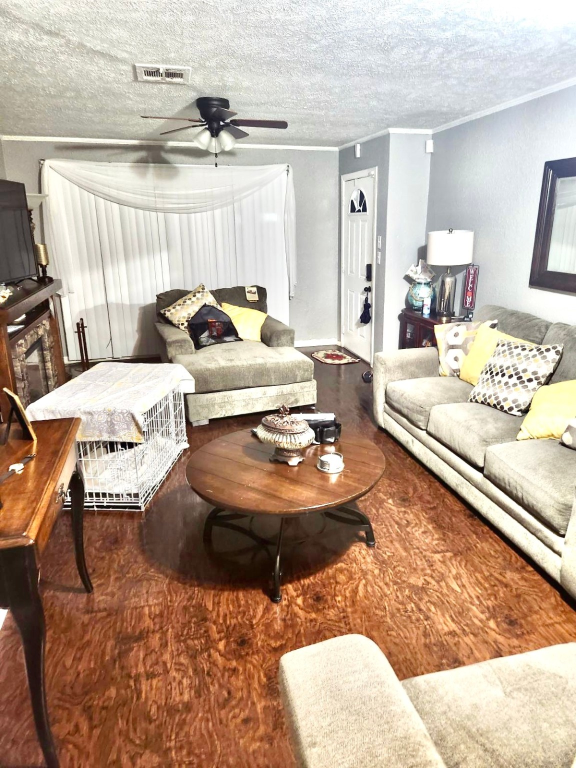 1603 Beusch Drive Pasadena TX 77502