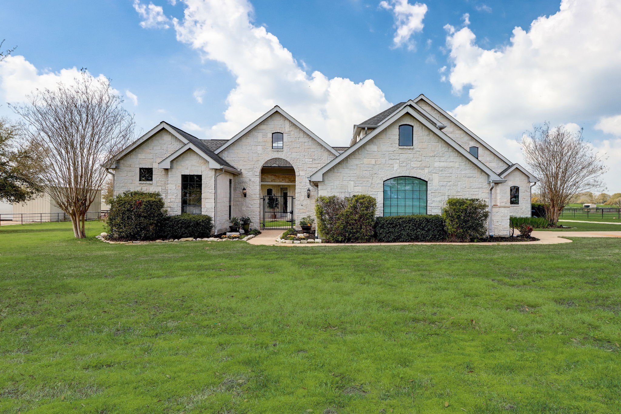 27523 Spring Hill Road Hempstead TX 77445