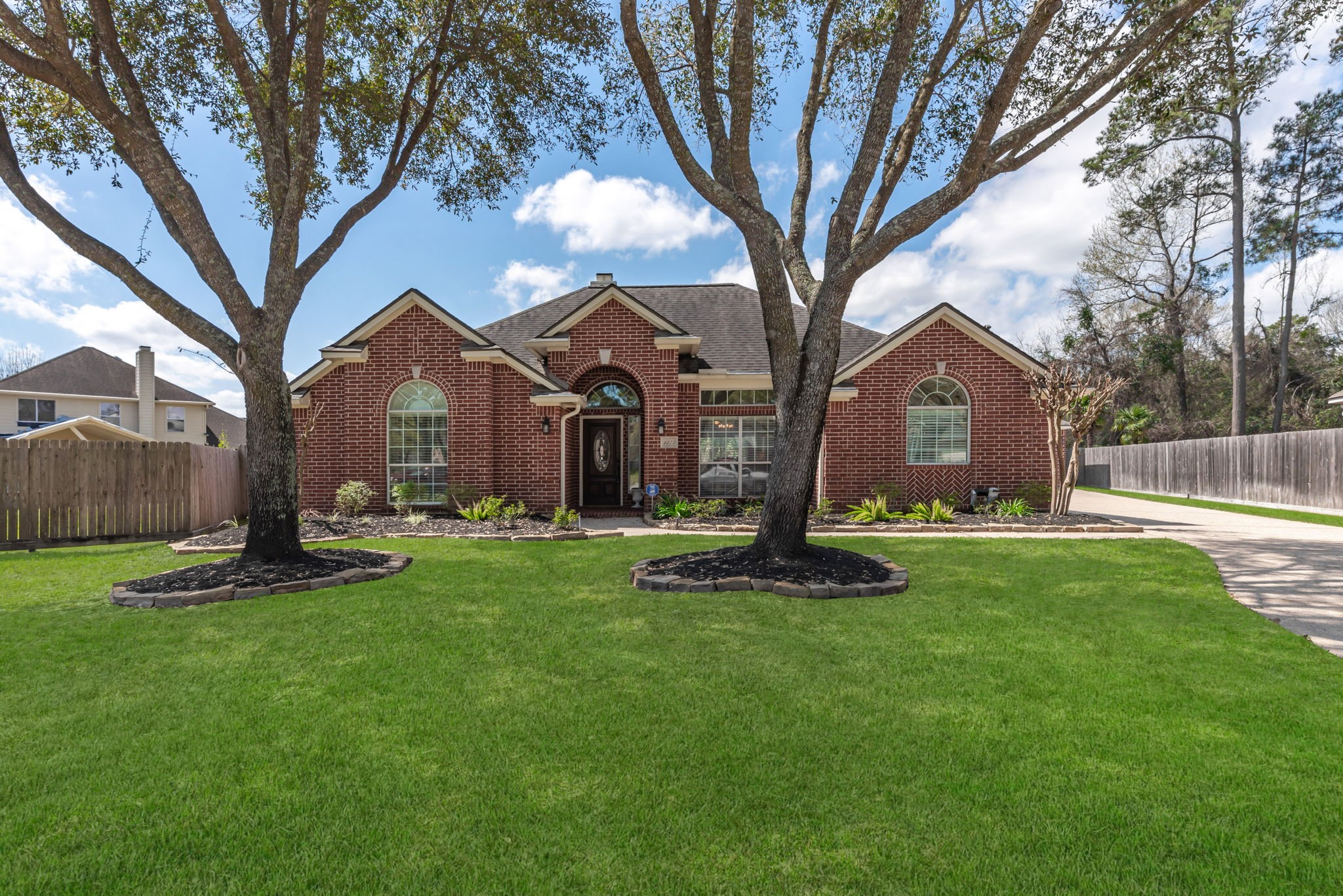 1323 Dove Trail Tomball TX 77375