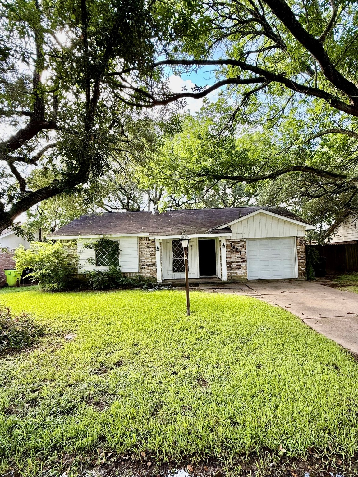 1921 Ripple Creek Drive Rosenberg TX 77471