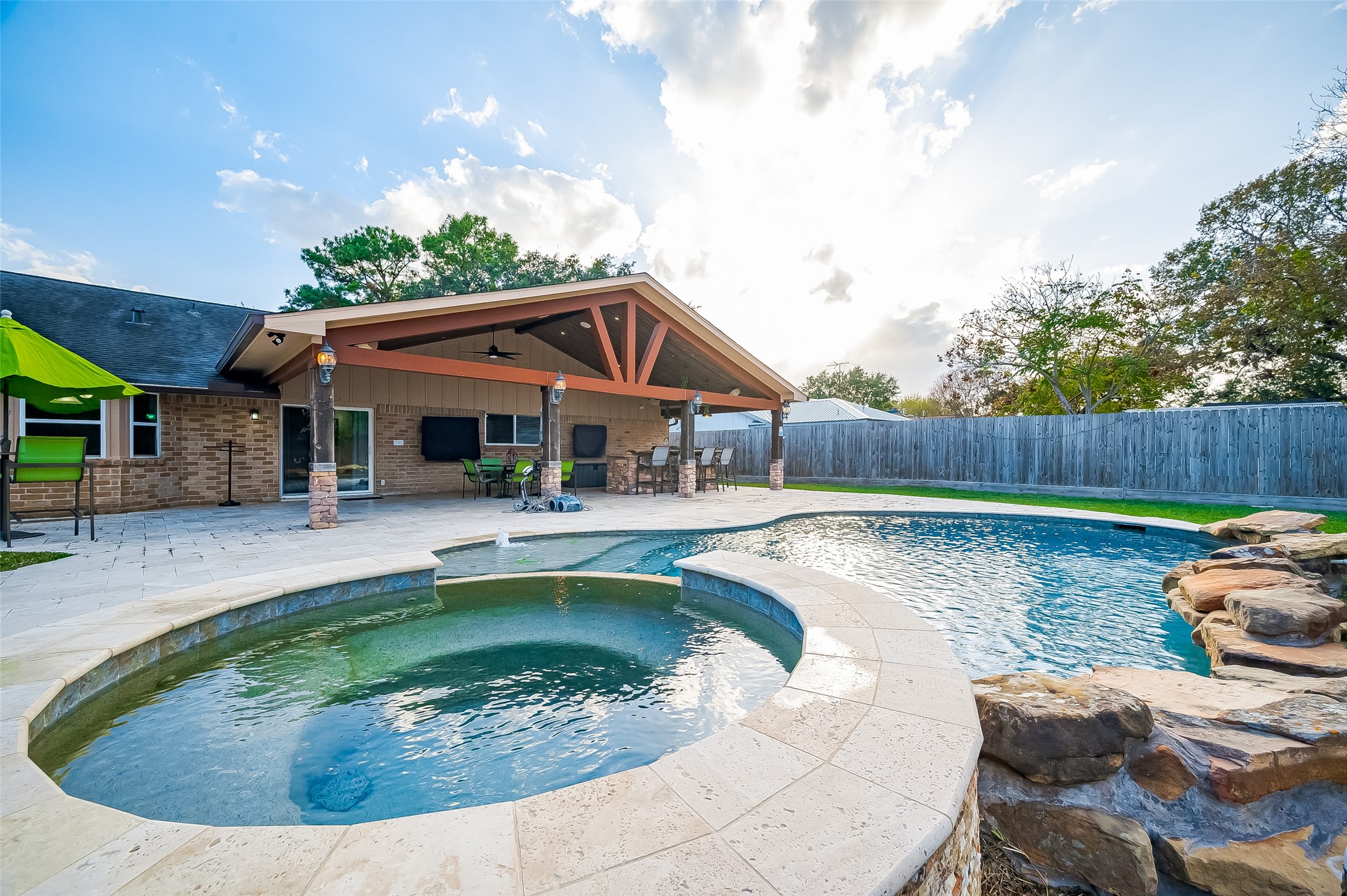 15910 Juneau Lane Jersey Village TX 77040