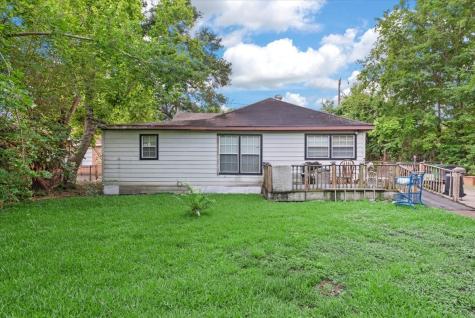 315 E Whitney Street Houston TX 77022