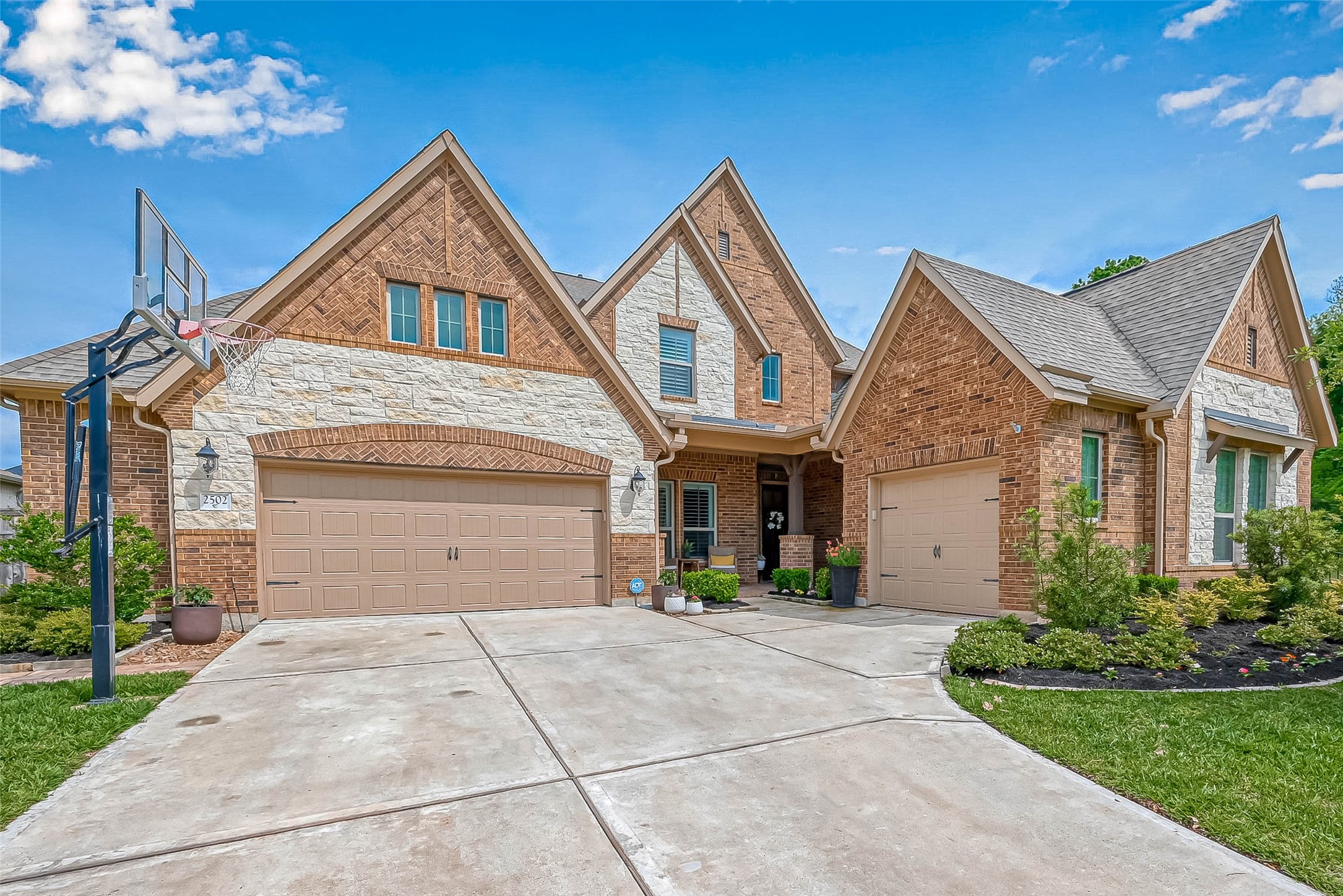 2502 Legacy Point Missouri City TX 77459