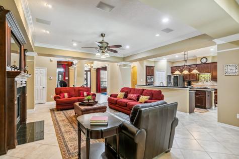 7826 Camden Hollow Lane Humble TX 77396
