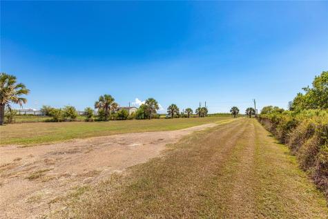 267 S Gulf Road Matagorda TX 77457