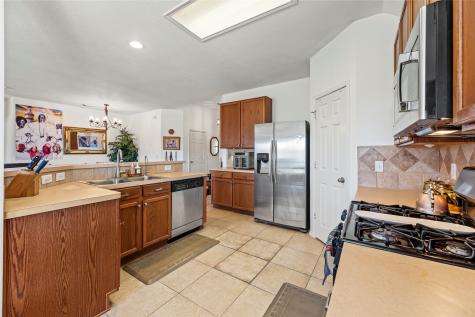 2355 Emory Knoll Drive Fresno TX 77545
