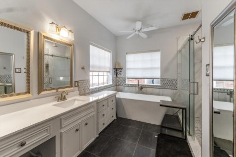 208 Springs Edge Drive Conroe TX 77356