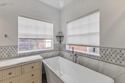 208 Springs Edge Drive Conroe TX 77356