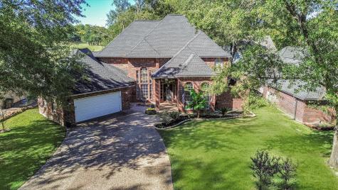 208 Springs Edge Drive Conroe TX 77356