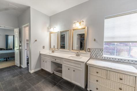 208 Springs Edge Drive Conroe TX 77356