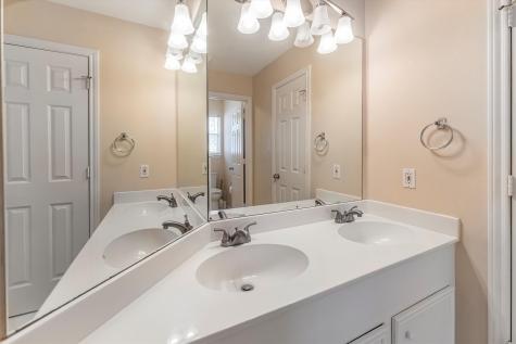 208 Springs Edge Drive Conroe TX 77356