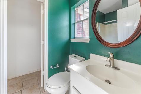 208 Springs Edge Drive Conroe TX 77356