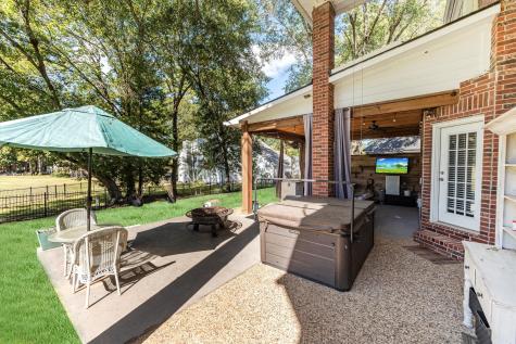 208 Springs Edge Drive Conroe TX 77356