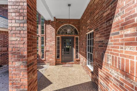 208 Springs Edge Drive Conroe TX 77356