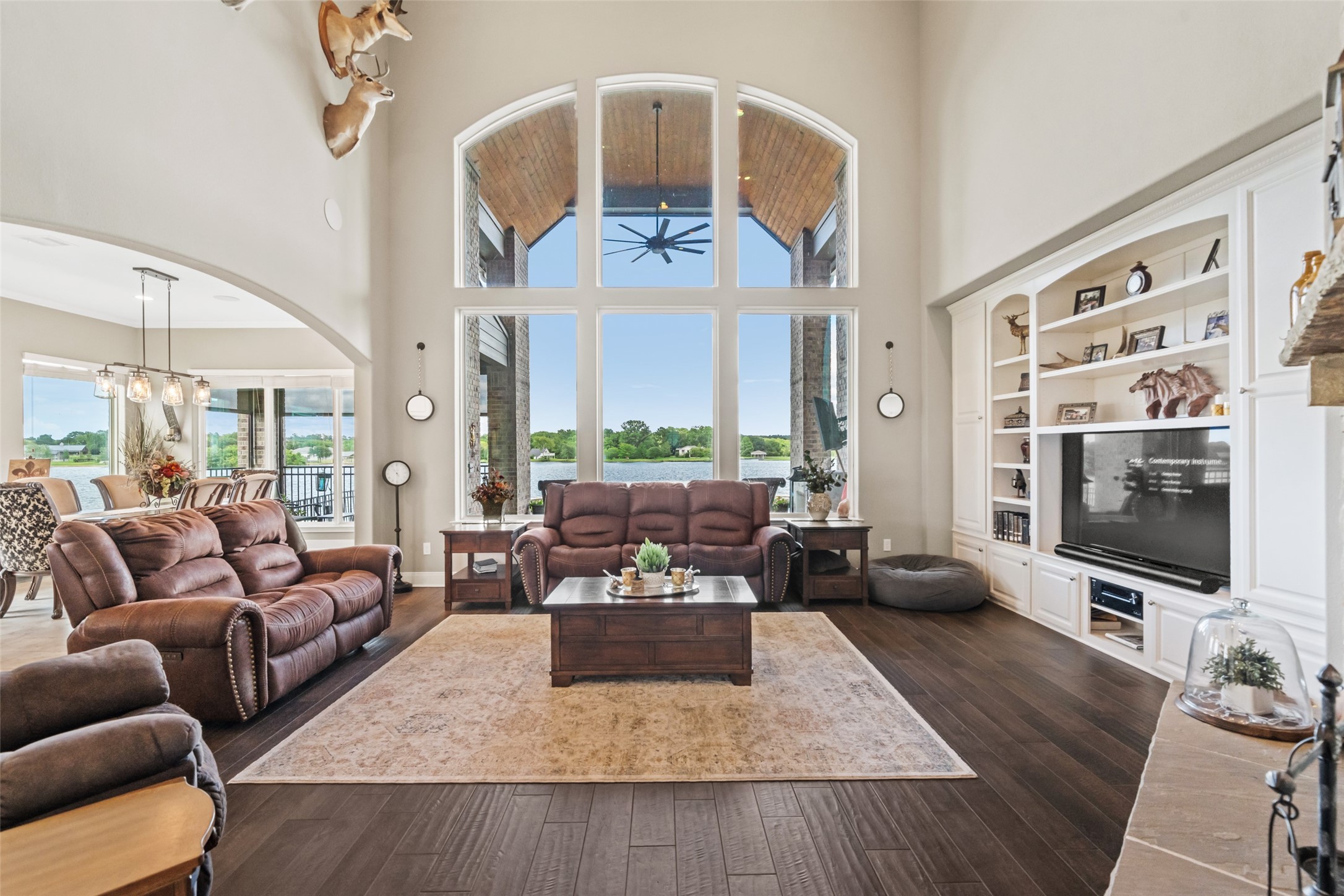 10696 S Lake Mist Lane Willis TX 77318