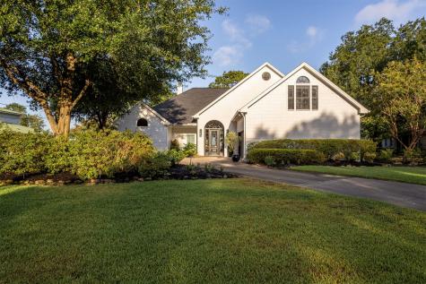 422 S Burnett Drive Baytown TX 77520