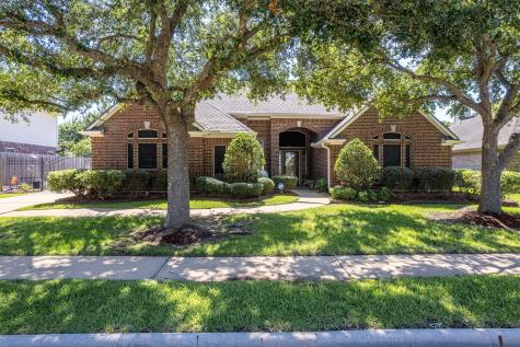 4206 Waterwood Drive Baytown TX 77521