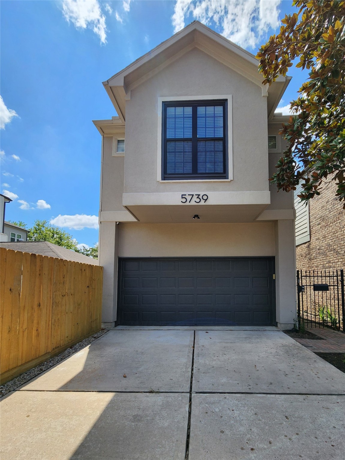5739 Darling Street Houston TX 77007