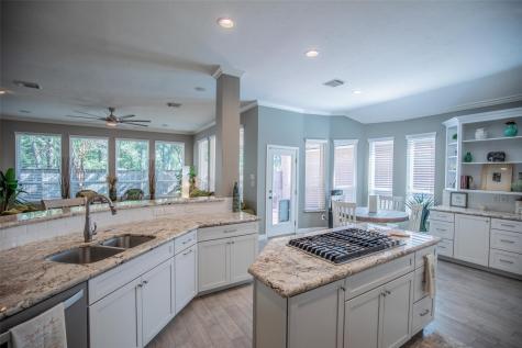 7307 Woodland Oak Trail Humble TX 77346