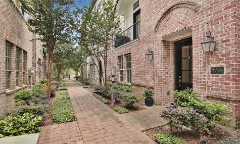 2725 Cohn Street Houston TX 77007