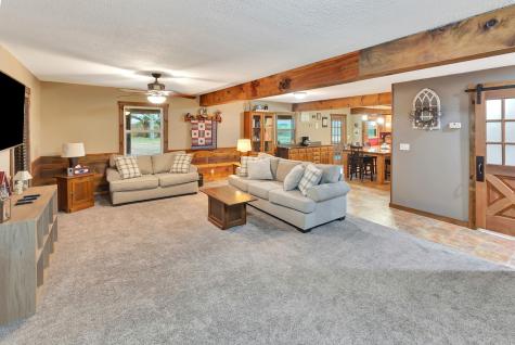 1710 County Road 399 Louise TX 77455