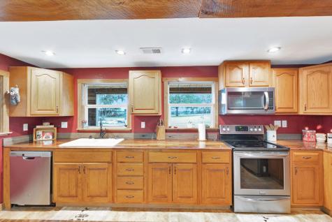 1710 County Road 399 Louise TX 77455