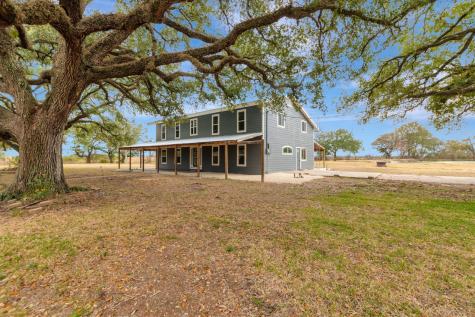 1710 County Road 399 Louise TX 77455