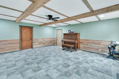 1710 County Road 399 Louise TX 77455