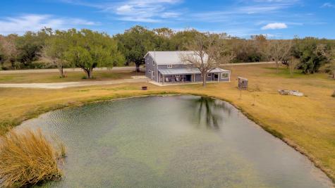 1710 County Road 399 Louise TX 77455