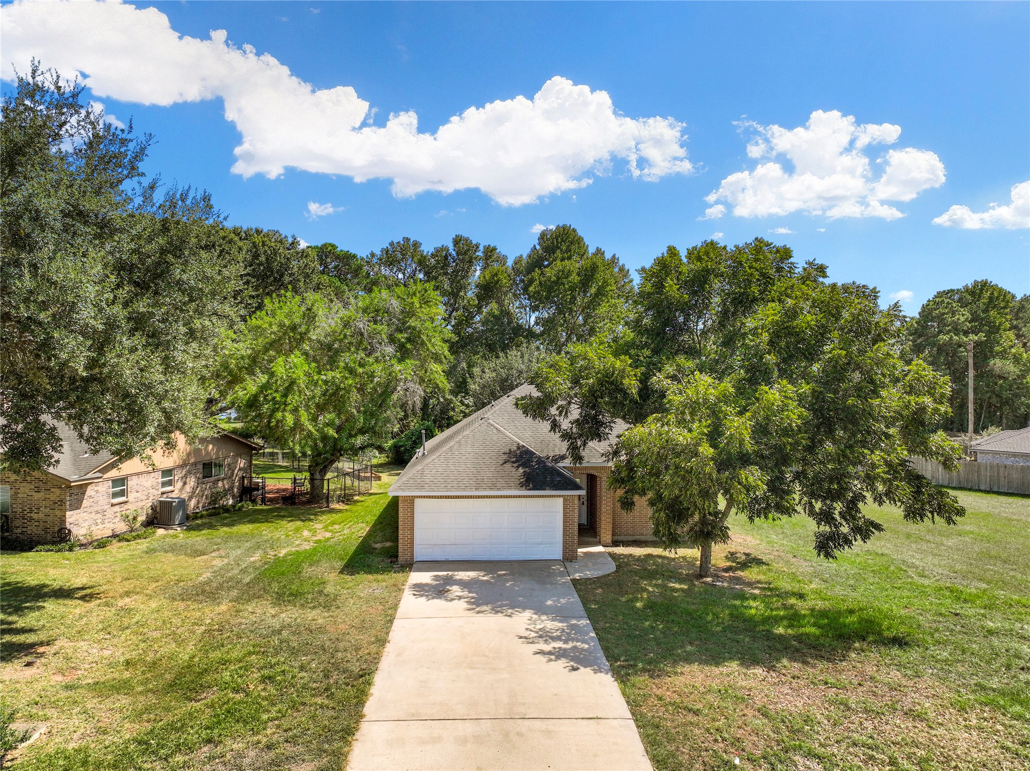 9726 Twin Shores Drive Willis TX 77318