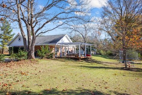 327 J And H Lane Nacogdoches TX 75964