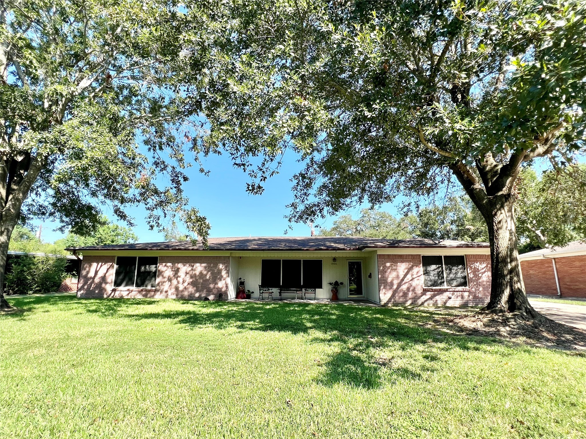 1956 1st Street N Texas City TX 77590