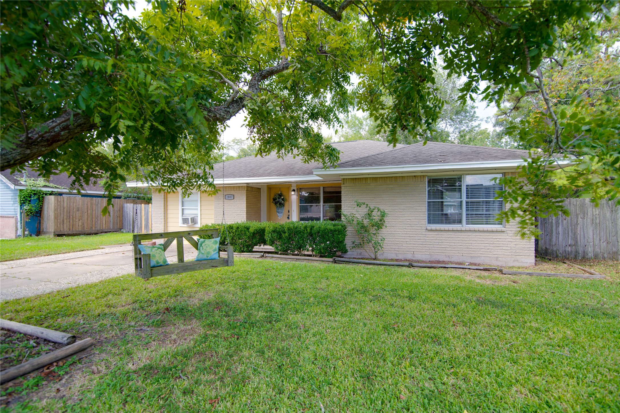 2807 Chicago Street Dickinson TX 77539
