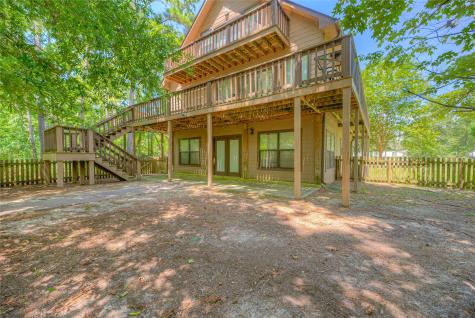 445 Knollwood Creek Onalaska TX 77360