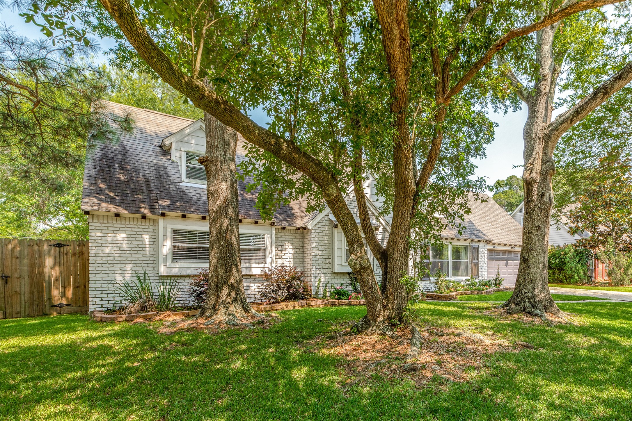 203 Bayou View Drive El Lago TX 77586