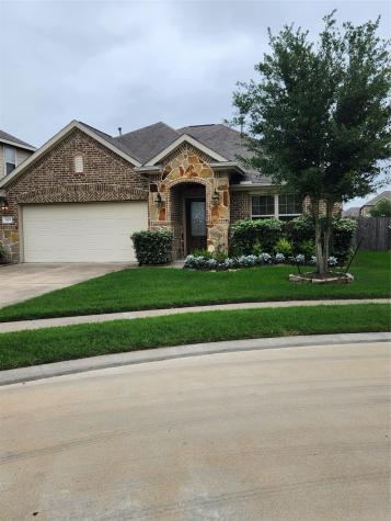2423 Tall Sequoia Drive Fresno TX 77545