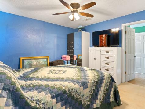 474 Private Road 674 Sargent TX 77414