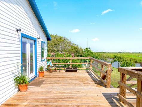 474 Private Road 674 Sargent TX 77414