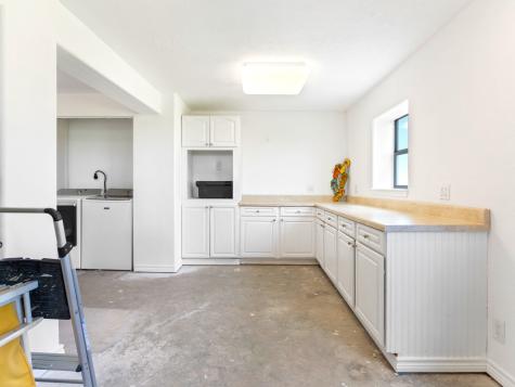 474 Private Road 674 Sargent TX 77414