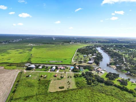 474 Private Road 674 Sargent TX 77414