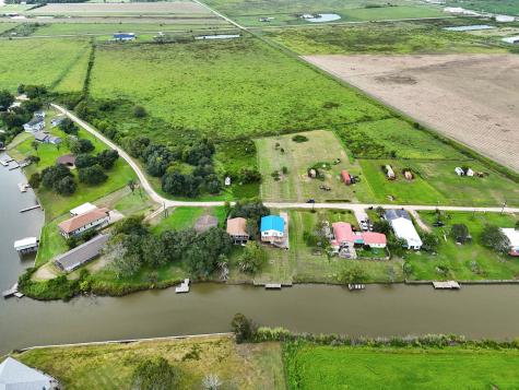 474 Private Road 674 Sargent TX 77414