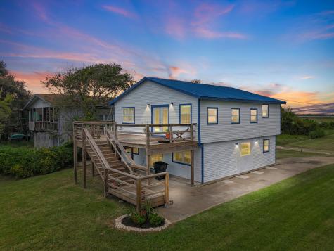 474 Private Road 674 Sargent TX 77414