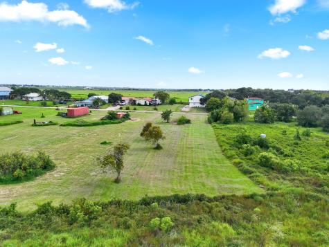 474 Private Road 674 Sargent TX 77414