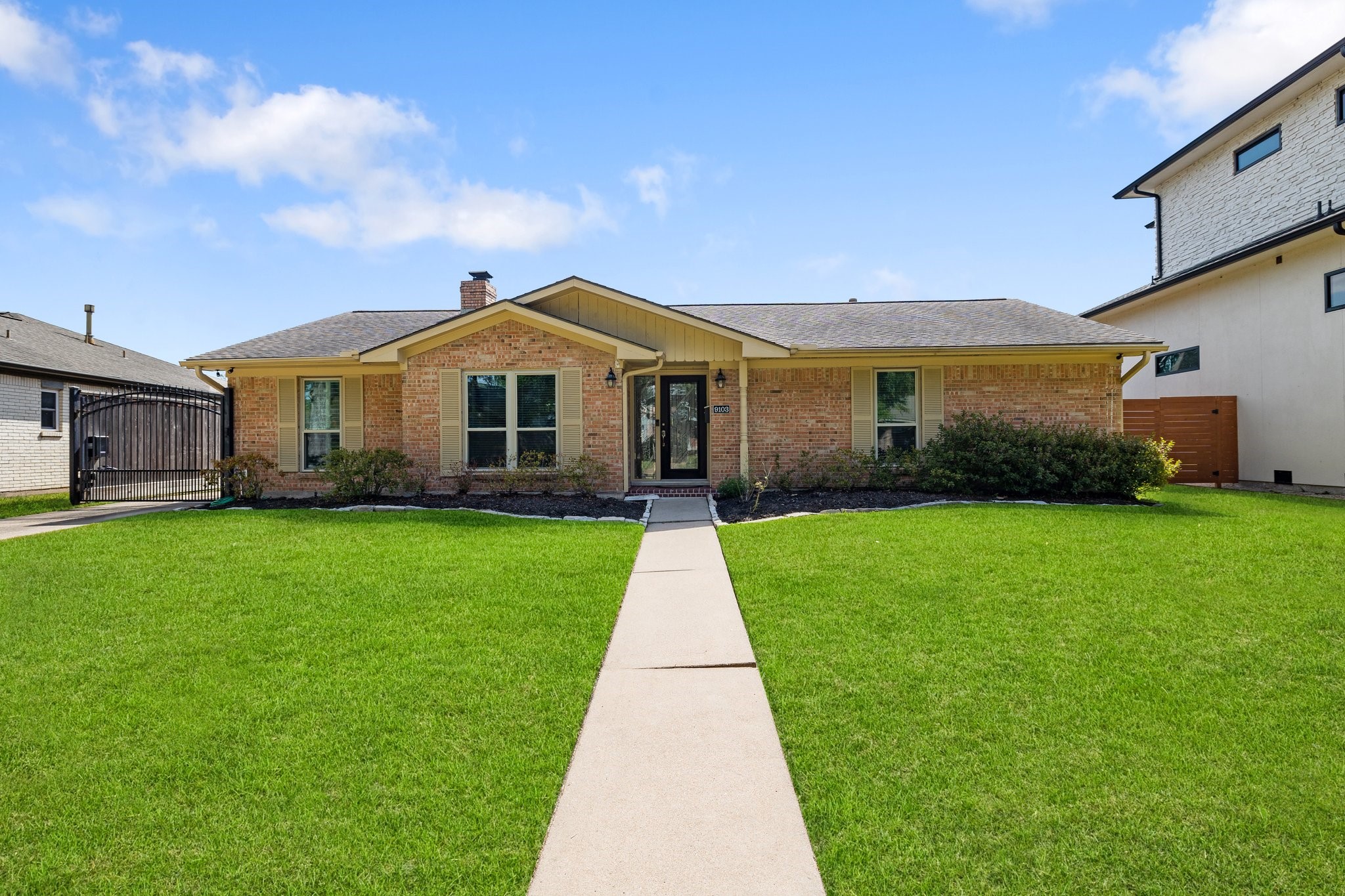9103 Pontiac Drive Houston TX 77096