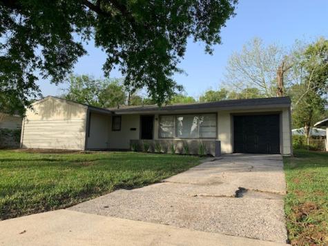 5244 Enyart Street Houston TX 77021