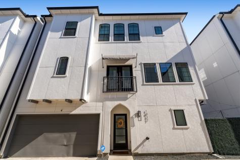 1037 W 24th Street Houston TX 77008