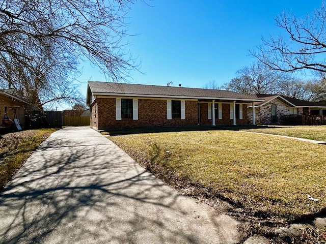 1907 Fairfield Court S League City TX 77573