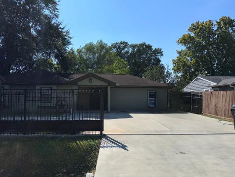 12731 Iroquois Street Houston TX 77037