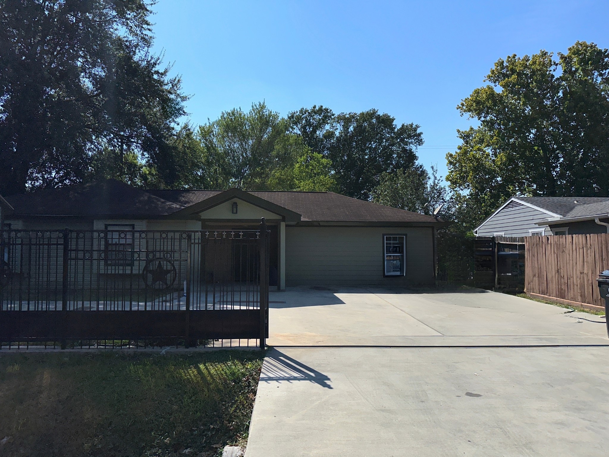 12731 Iroquois Street Houston TX 77037